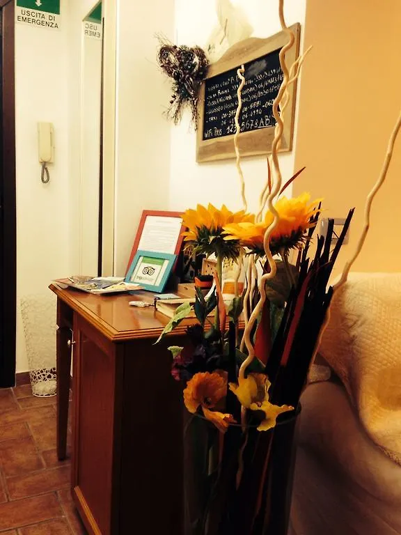 Casa Degli Ubaldi Bed & Breakfast Rome