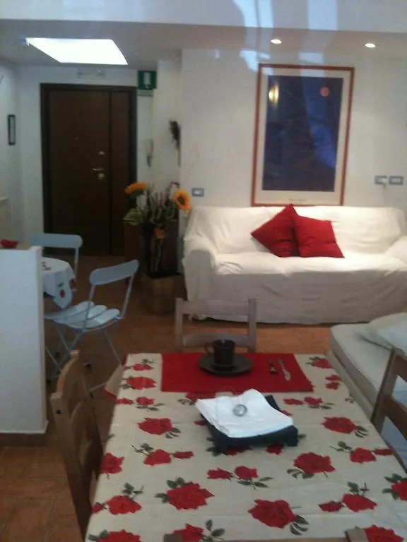 Casa Degli Ubaldi Bed & Breakfast Rome